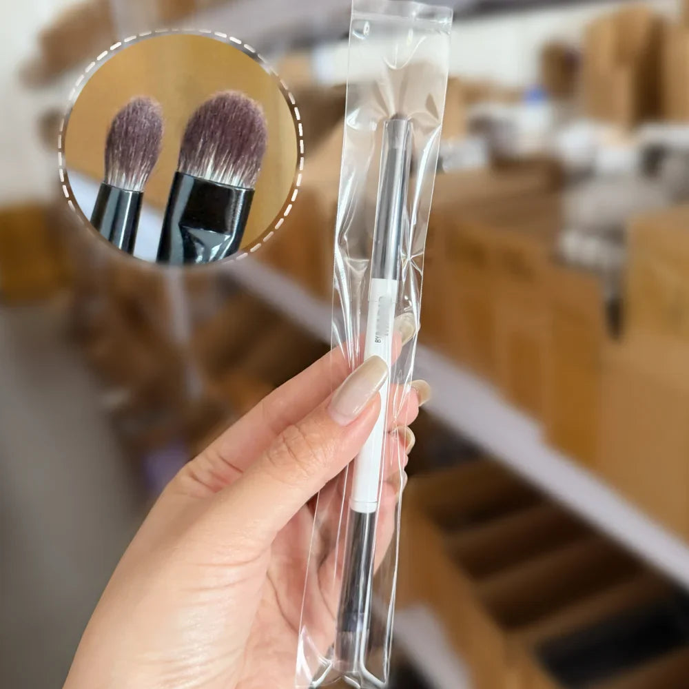 Ultimate Dual-Ended Makeup Brush