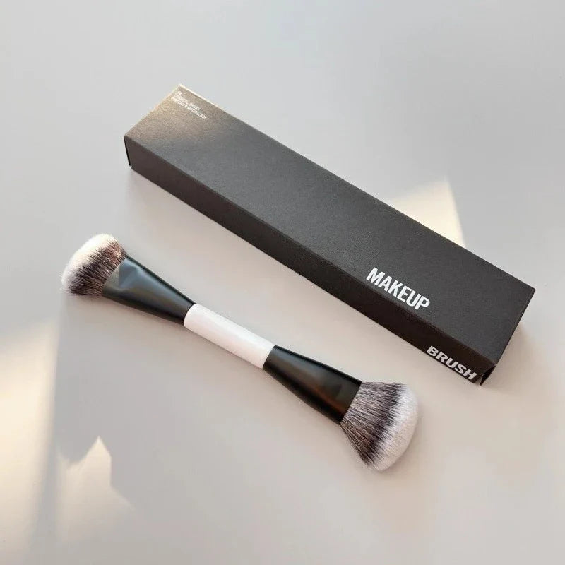 Ultimate Dual-Ended Makeup Brush
